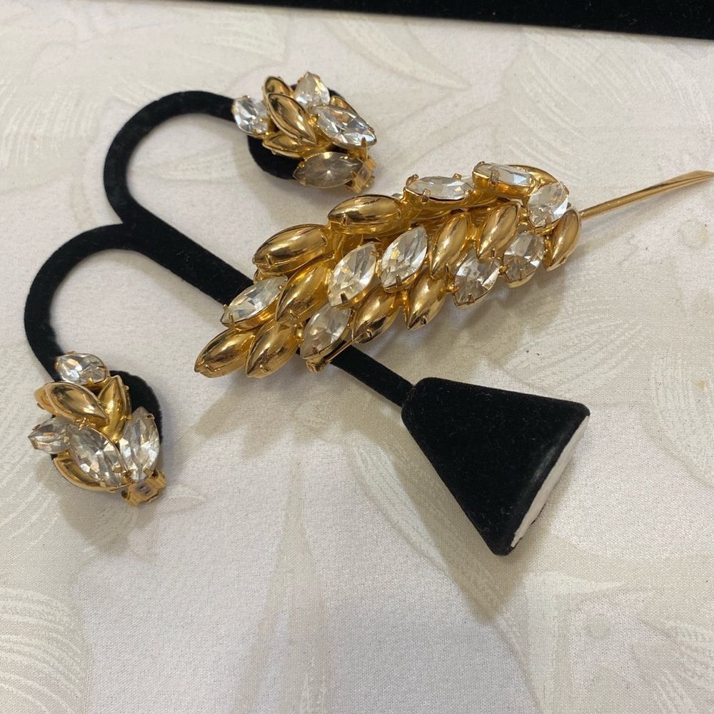 Vintage Alice Caviness Dimensional Demi Parure - Picture 8 of 9